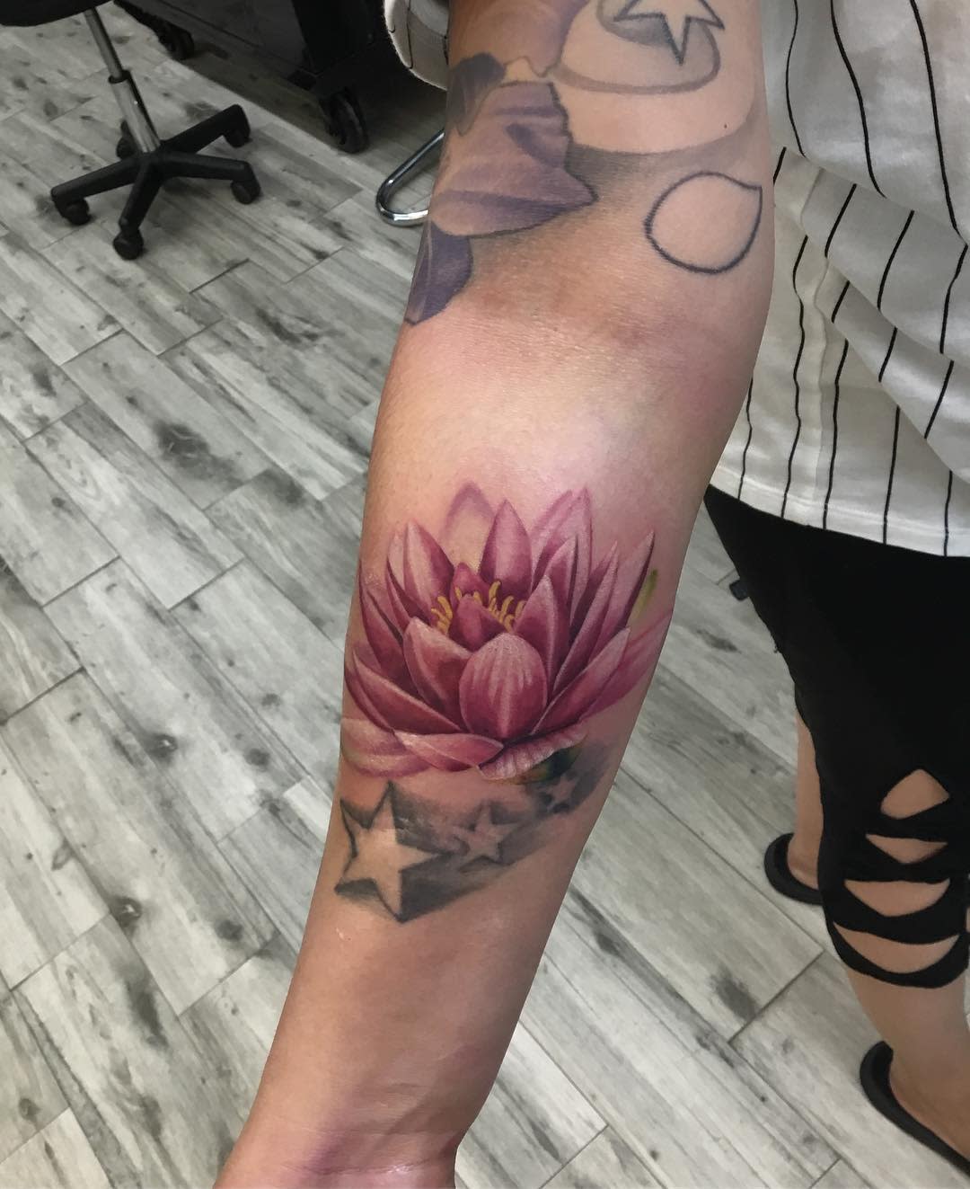 Realistic Water Lily Tattoo -bully_dome_tattoo